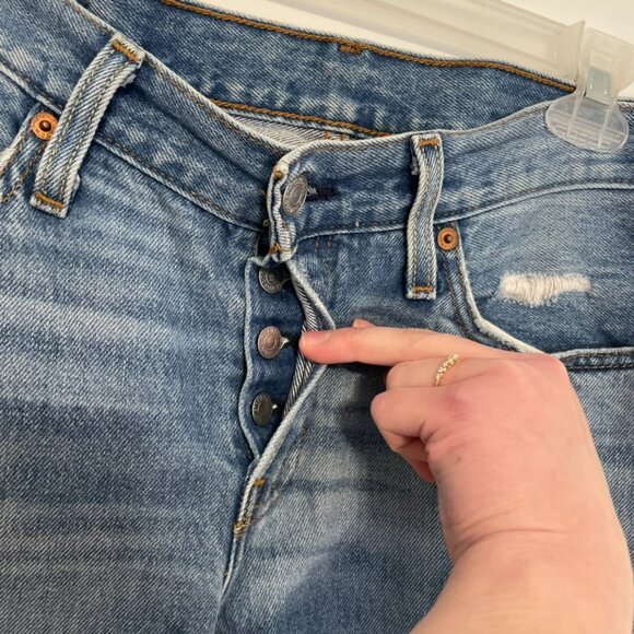 LEVI'S LEVIS 501 CT Jeans Customized Tapered Ripped Button Fly Cropped W26 L32 - Picture 6 of 16